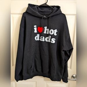 Spencer's Size L Black - I love hot dads sweatshirt
